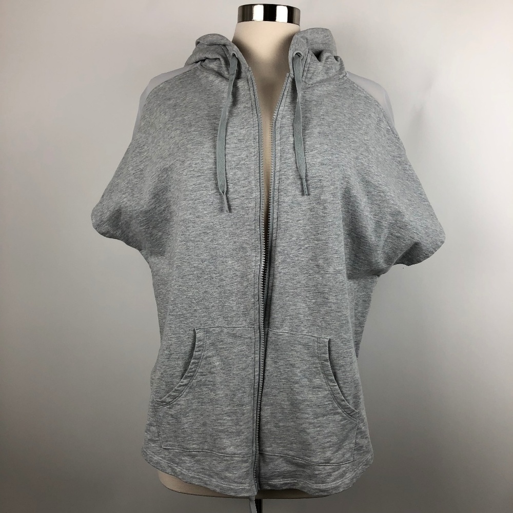 NEW VICTORIA SPORT M Short Sleeve Mesh Hoodie Gray